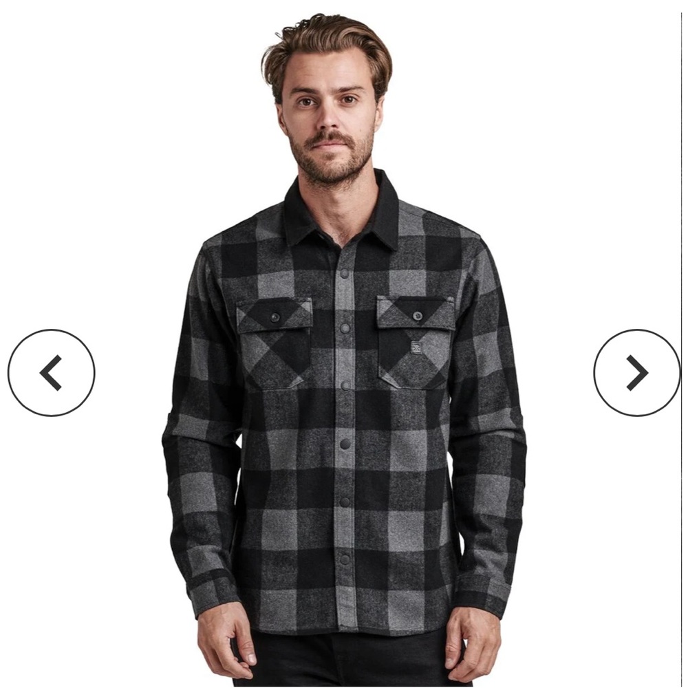 Roark Mens Small flannel shirt jacket. Charcoal, poly, wool, acrylic blend.
